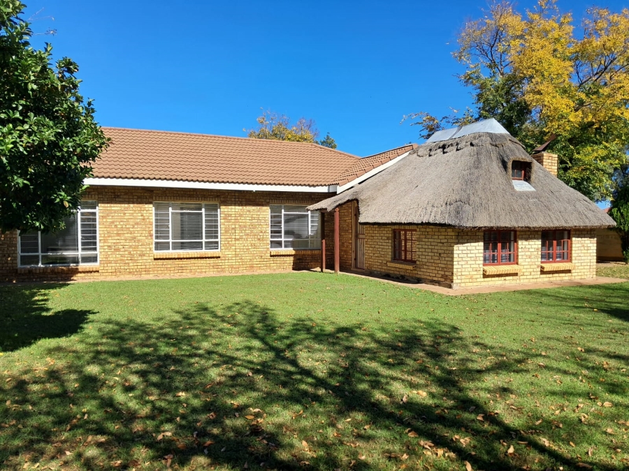 3 Bedroom Property for Sale in Kitty Free State